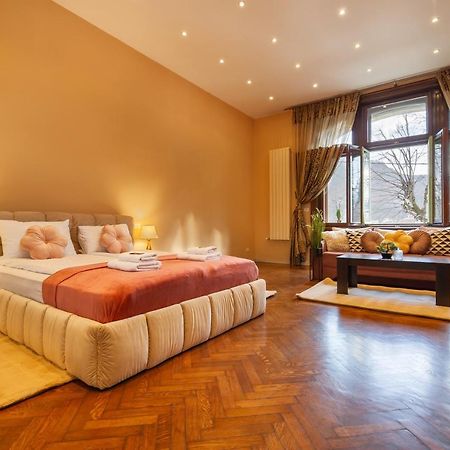 Central Park Residence Brasov Luaran gambar