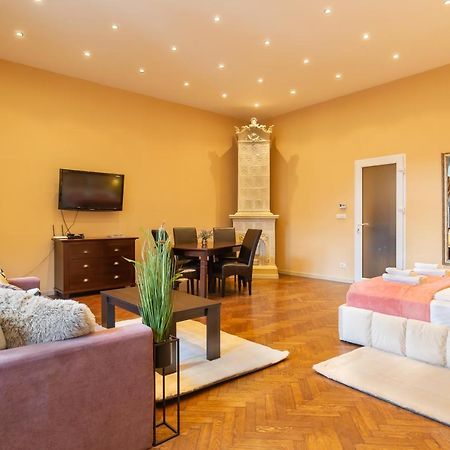 Central Park Residence Brasov Luaran gambar